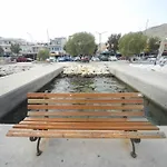 Το Στενάκι
