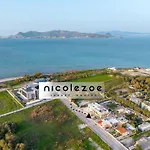 Beach Luxury Homes - Nicole