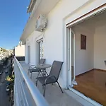 Mihail Voda Spacious 107Sqm Apt In Athens