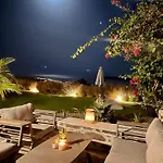 Villa Helios On Golden Beach