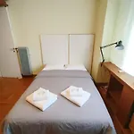 Spacious Apartment Near Parthenon