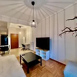 Luxurious Central Flat