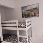 Cosy Flat Helexpo In Old City