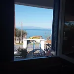 Leon Mare Villa
