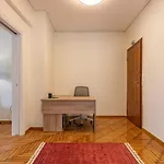 Cozy Home With Office, Near Center