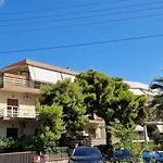 Rooftop 1 Bdr Apt Near Metro Cholargos - 5 Min Walk