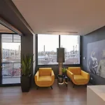 Ma Maison Downtown Loft N3,320Mbps,Acropolis Walk