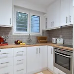 Acropolis, A Nice And Minimal Apartment