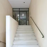 An Urban Apartment At Plateia Koliatsou