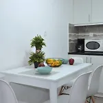 A Spacious Minimal Apatment At Chalandri