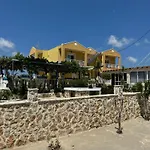 Savvas Studios