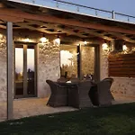 Charmante Suite Irida In Der Naehe Von Kathisma Und Dem Strand Von Mylos