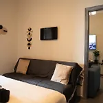 Private House, 10 Min To Castle
