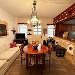 Dryades House In Kinidaros