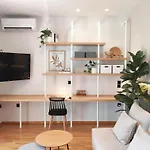 Mint - Modern Apartment In The Heart Of Chalandri