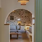 Onar Sifnos Stone Villa