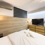 Stylish & Elegant Apt In Pagrati