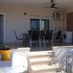 Lovely Studio With Beautiful Garden