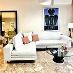 Noema Urban Apartment