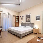 Syntagma Square 1 Bedrm 4 Persons Apartment By Mps