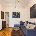 Classy Kolonaki Apartment With 2 Bedrooms