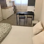 Open Studio In Center Athens 25 Minutes By Public Transport To Acropolis
