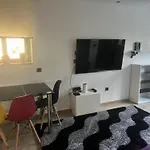 Апартаменты В Вари