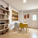 Byron Urban Apartment