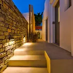 Silver Apartments Thea