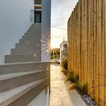Silver Apartment Aeras