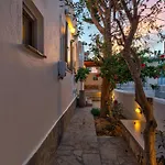 Silver Apartment Ammos