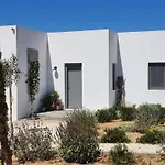 Aetheria Villa'S Guest House
