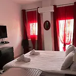 Alexandros Hotel