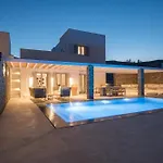 Dreamy 5 Bdr Antiparos Pool Villa