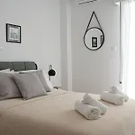 Brand New 3Bedroom Athenian Flat In Koukaki