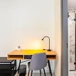 Zografou Bright Getaway - Athens City Escape