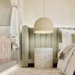 Thoes Suites