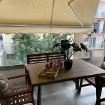 The Twin Residences In Kallithea
