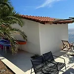 Acroterra - Easy Living