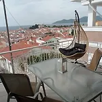 Vaggelitsa'S House