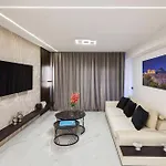 Kallimarmaro Μ&Μ Smart Suite By Superhost Hub