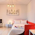 Beautiful Apartment In Glyfada Center