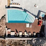 Villa Martinez Luxury Escape