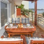 Thalatta Seaside Accommodation