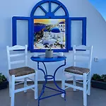 Villa Sertis Santorini