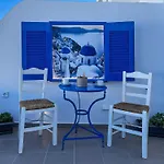 Villa Sertis Santorini