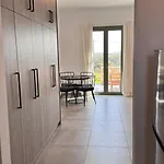 Aroniadika Rooms