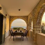 Horizon Villa Mani - Seaview Family Friendly House
