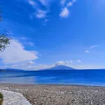 Ireon Holiday Home