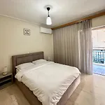 Mamour Apartment In Athens